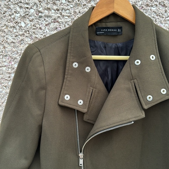❣️HOST PICK❣️ Zara Women’s Army Green Belted Moto Jacket - Picture 2 of 9